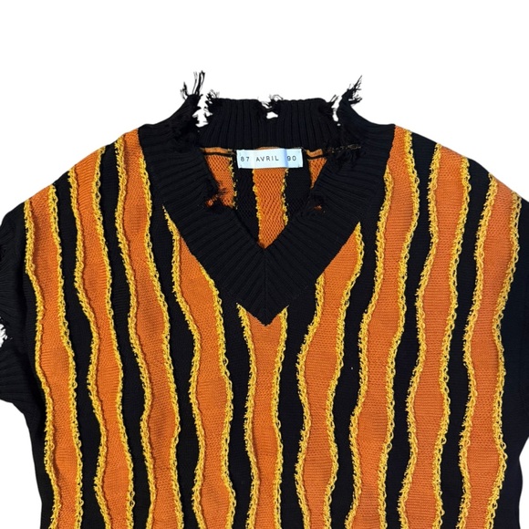 AVRIL 8790 Black and Orange Striped Sweatervest Size Medium - Picture 3 of 5